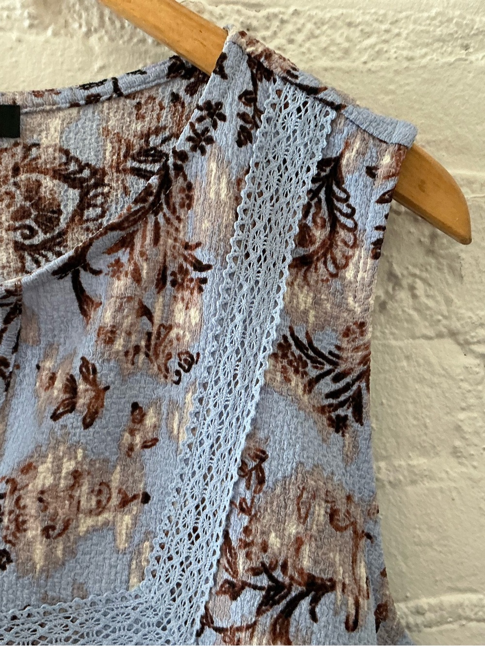 Frye Boho Top Blue Floral Sleeveless Crochet Lace Flowy Blouse Festival Fairy L - Picture 5 of 11
